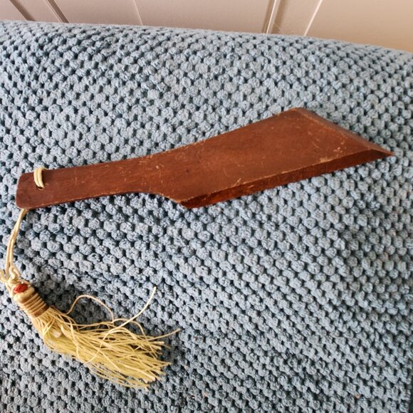 Vintage Wood Hand Carved and Painted Crumb Tray and Scraper 1930s-40s Japan - Picture 2 of 6